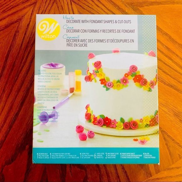 Cake 🎂 Decorating Kit - Picture 5 of 6